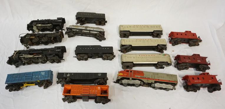 LOT OF ASSORTED LIONEL TRAINS (1 of 1)