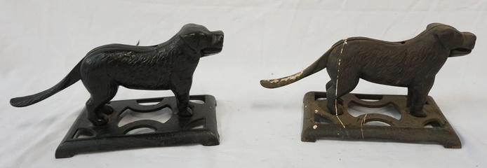 2 CAST METAL DOG NUT CRACKERS (1 of 1)