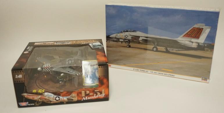 2 AIRPLANE MODELS MIB (1 of 1)