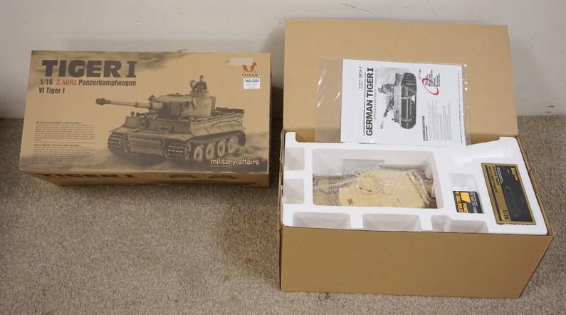 TAIGEN TIGER 1 TANK MIB (1 of 1)