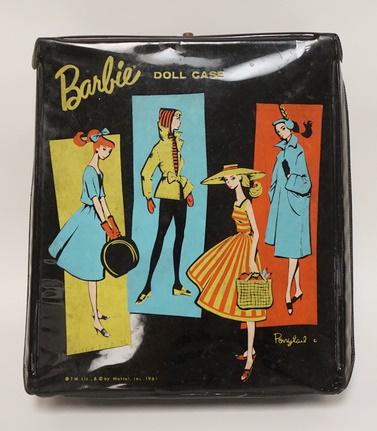 1961 BARBIE CASE W/4 DOLLS (1 of 2)