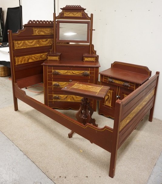 PAINT DECORATED VICTORIAN COTTAGE 4 PIECE BEDROOM SUITE: PAINT DECORATED VICTORIAN COTTAGE 4 PIECE BEDROOM SUITE, BED, DRESSER W/MIRROR, WASHSTAND & SMALL TABLE