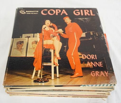 LOT OF 25 FEMALE VOCALIST ALBUMS: LOT OF 25 FEMALE VOCALIST ALBUMS; SARAH VAUGHAN- NO COUNT* SARAH, THE MAGIC OF SARAH VAUGHAN, SARAH VAUGHAN SINGS GEORGE GERSHWIN VOLUMES 1 & 2, SARAH VAUGHAN FEATURING MARTHA DILARD, VAUGHAN AND VIOL