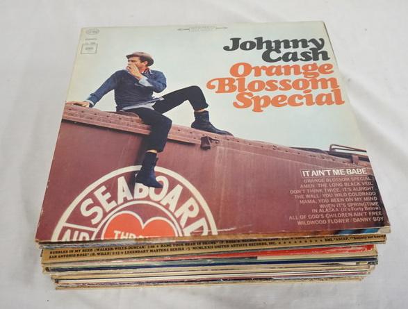 LOT OF 25 COUNTRY ALBUMS: LOT OF 25 COUNTRY ALBUMS; JOHNNY CASH-ORANGE BLOSSOM SPECIAL, RING OF FIRE THE BEST OF JOHNNY CASH, THE HISTORY OF BOB WILLIS, CARL PERKINS ON TOP, BRIAN HYLAND COUNTRY MEETS FOLK, HALL OF FAME BOB WI