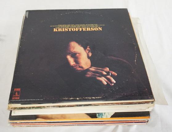 LOT OF 25 COUNTRY ALBUMS (1 of 5)