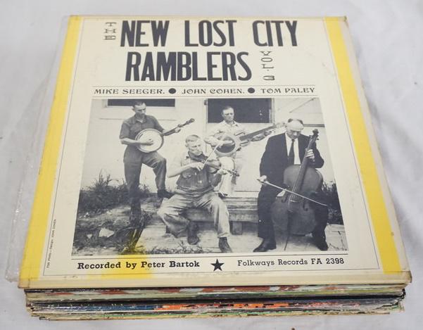 LOT OF 25 FOLK ALBUMS (1 of 5)