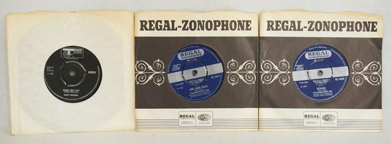 LOT OF 3 45S TYRANNOSAURUS REX & JOHN'S CHILDREN (1 of 4)