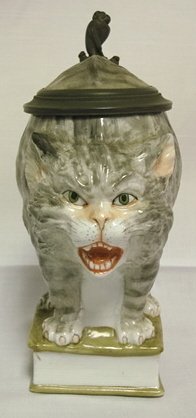 HISSING CAT FIGURAL STEIN, CAT ON A BOOK, 1/2 LIT - 2