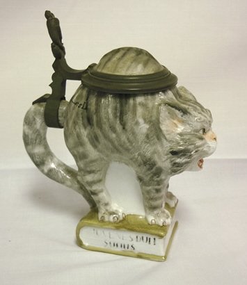HISSING CAT FIGURAL STEIN, CAT ON A BOOK, 1/2 LIT - 3