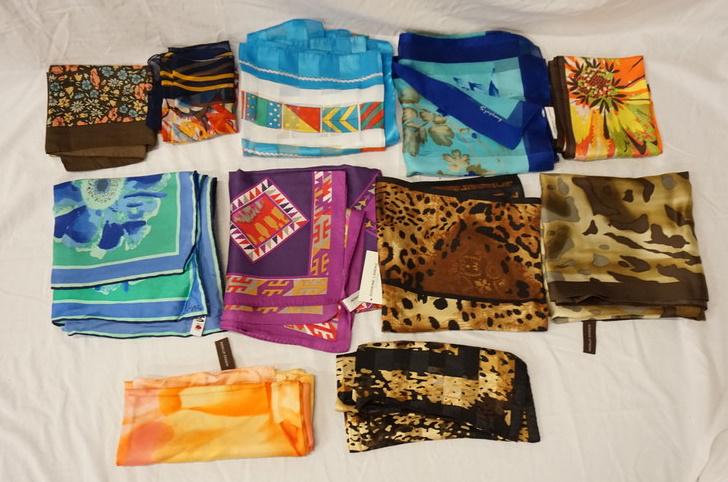 LADIES SCARVES INCLUDING VERA ADRIENNE (1 of 1)