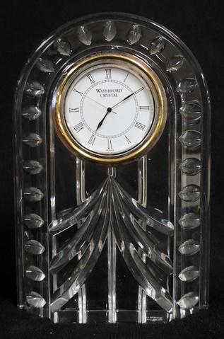 LARGE WATERFORD CRYSTAL DESK CLOCK: LARGE WATERFORD CRYSTAL DESK CLOCK 8 5/8 IN H 5 1/2 IN W
