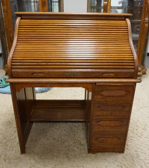 CLARK SMALL SIZED S ROLL TOP DESK: CLARK SMALL SIZED S ROLL TOP DESK WITH OAK ARMCHAIR 41 IN W 48 IN H