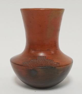 NAVAJO POTTERY VASE BY SUSIE W. CRANK: NAVAJO POTTERY VASE BY SUSIE W. CRANK 6 3/8 IN H