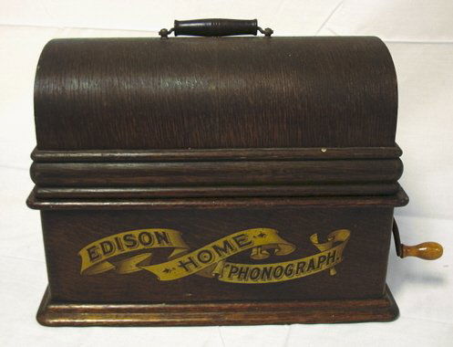 EDISON CYLINDER RECORD PLAYER W/HORN' HORN IS 14: EDISON CYLINDER RECORD PLAYER W/HORN' HORN IS 14 IN L, 6 3/4 IN DIA; OAK CASE IS 16 IN X 9 IN