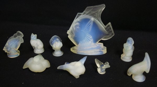 GROUP OF 9 SABINO OPALESCENT GLASS ANIMALS; LARGE: GROUP OF 9 SABINO OPALESCENT GLASS ANIMALS; LARGEST 4 1/4 IN H