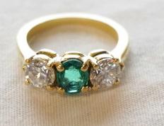 18K DIAMOND & EMERALD GOLD RING (1 of 5)