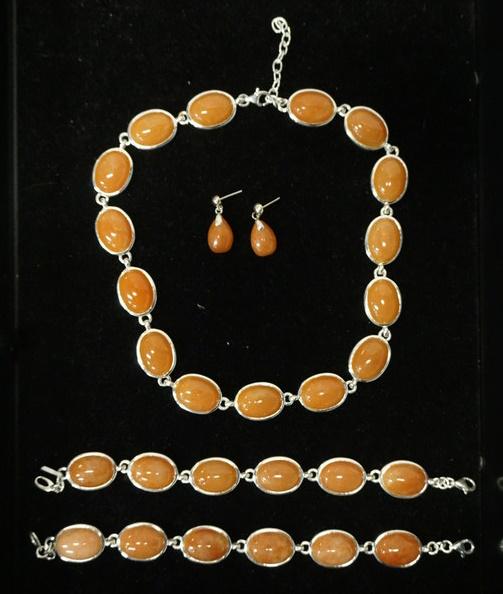 LOT OF PEACH STONED STERLING SILVER JEWELRY (1 of 1)