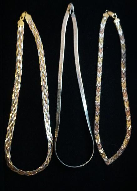 LOT OF 3 STERLING SILVER NECKLACES (1 of 1)