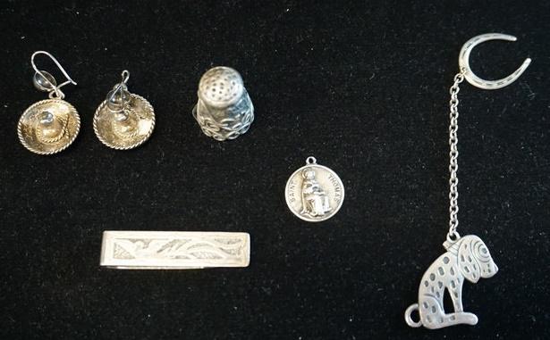 SILVER LOT W/ THIMBLE (1 of 6)