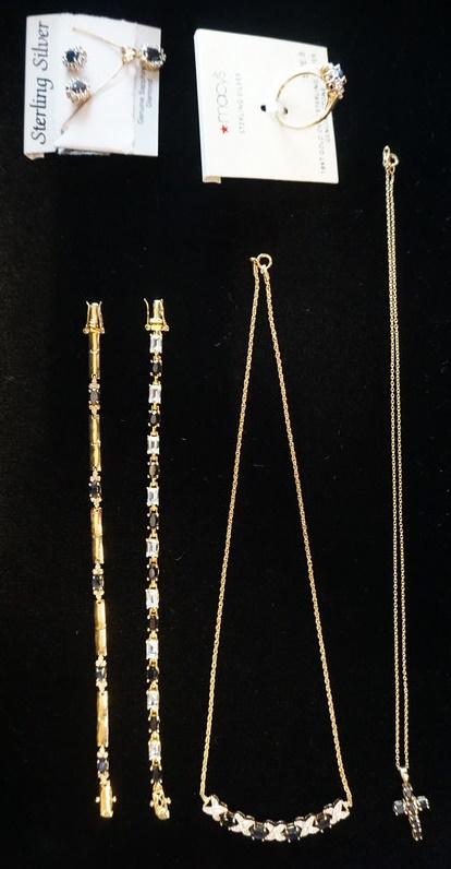 LOT OF STERLING SILVER JEWELRY (1 of 3)