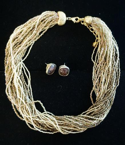 ROSS SIMONS BROWN BEADED NECKLACE & PAIR OF EARRINGS (1 of 2)