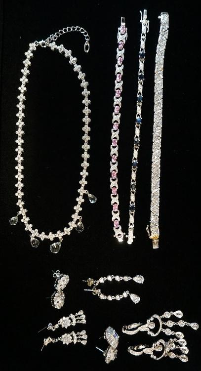 LOT OF STERLING SILVER JEWELRY (1 of 5)