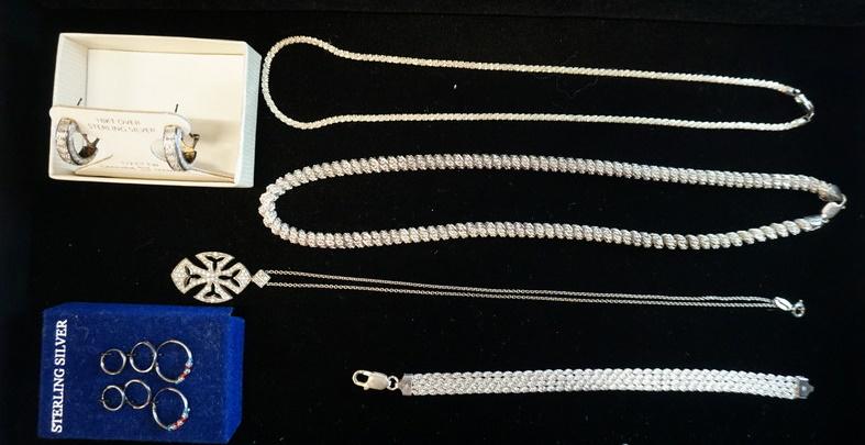 LOT OF STERLING SILVER JEWELRY (1 of 3)