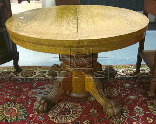 1053 Claw Foot Round Oak Pedestal Table