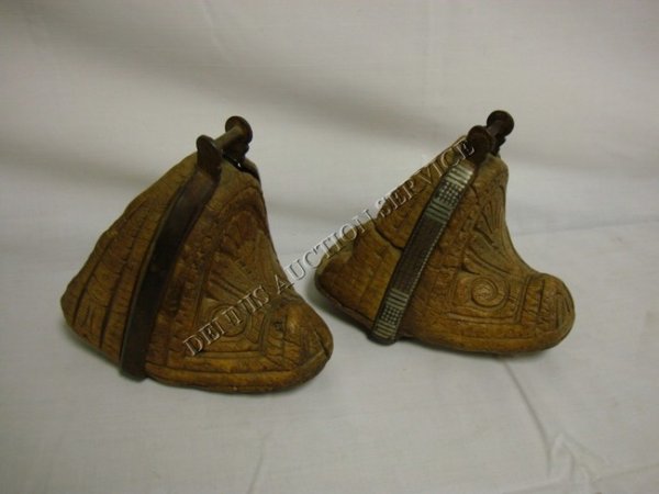 PR OF CARVED WOODEN STIRRUPS : PR OF CARVED WOODEN STIRRUPS W/INLAID METAL BANDS