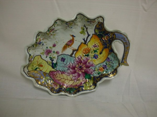 HAND PAINTED LEAF PLATE; *LOWESTOFT REPRODUCTION : HAND PAINTED LEAF PLATE; *LOWESTOFT REPRODUCTION CREATED BY MOTTAHEDEH*; 9 3/4 IN X 7 1/2 IN