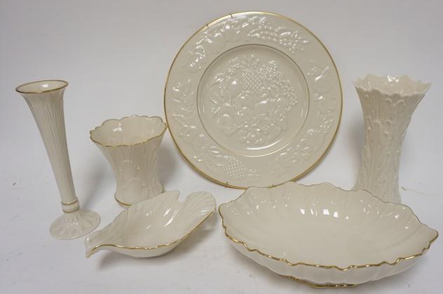 GROUP OF LENOX: GROUP OF 6 PIECES OF LENOX