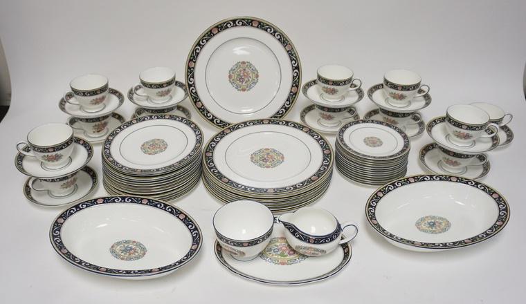 WEDGWOOD RUNNYMEDE 65 PIECE DINNERWARE SET: WEDGWOOD RUNNYMEDE 65 PIECE DINNERWARE SET. DINNER PLATES ARE 10 3/4 IN OVAL BOWLS ARE 11 IN