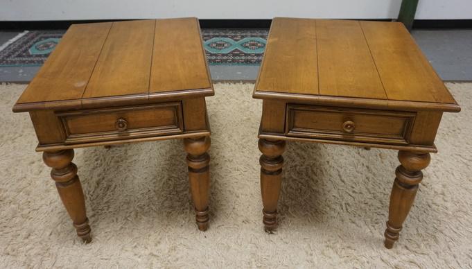 PAIR OF ETHAN ALLEN 1 DRAWER END TABLES: PAIR ETHAN ALLEN ONE DRAWER END TABLES 22 IN X 28 IN 25 3/4 IN H