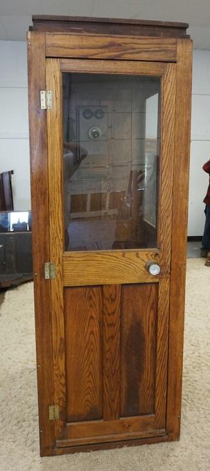 ANTIQUE PANELED OAK TELEPHONE BOOTH W/ HAND CRANK PHONE: ANTIQUE PANELED TELEPHONE BOOTH W/ A HAND CRANK PHONE & A 1923 DIRECTORY