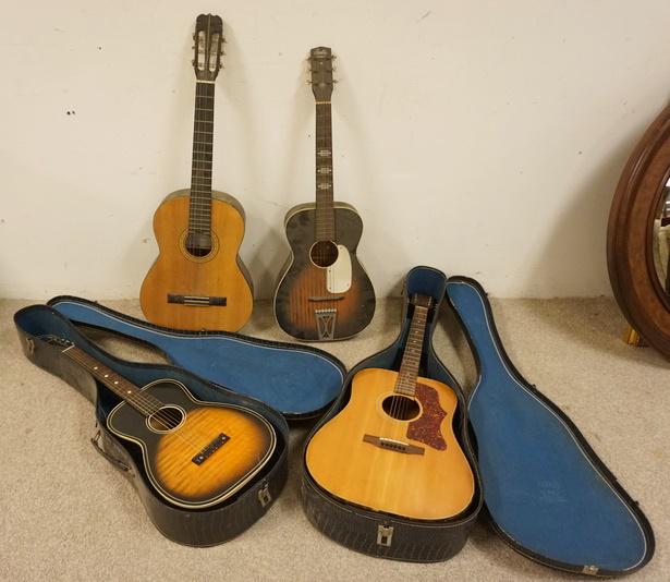 LOT OF 4 GUITARS, 2 W/CASES: LOT OF 4 GUITARS, 2 W/CASES, AS FOUND, LOT INCLUDES CARLOS, STELLA HARMONY, SILVERTONE, & GIBSON J-50 DELUXE, SERIAL NUMBER A20241, THE BANDING IS STARTING TO FLAKE & THERE IS SEPARATION OF THE FACE O