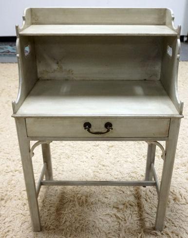 1 DRAWER HOODED OCCASIONAL STAND: 1 DRAWER HOODED OCCASIONAL STAND