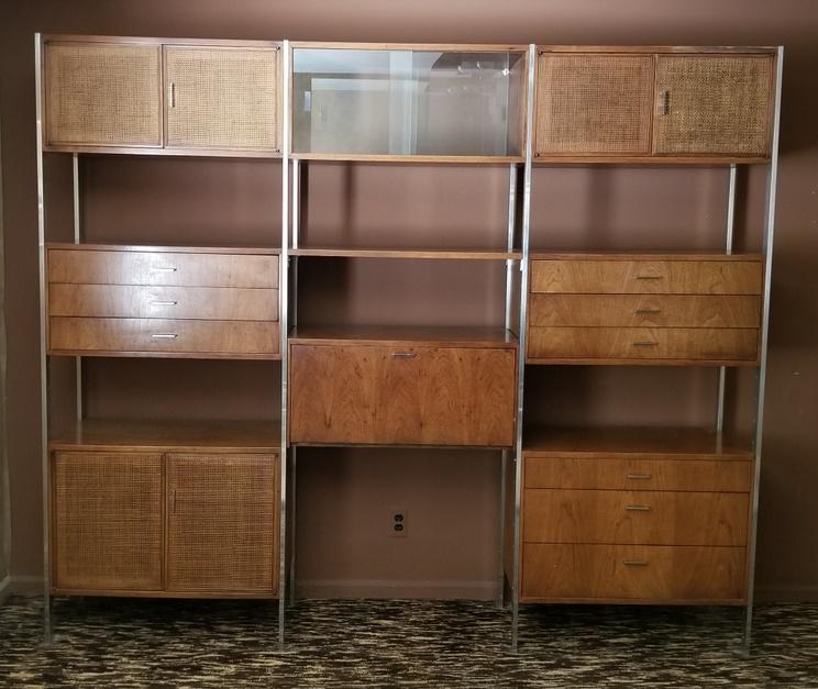 MID CENTURY MODERN FOUNDERS WALL UNIT: MID CENTURY MODERN FOUNDERS WALL UNIT ROOM DIVIDER, SOME VENEER LOSS, UNIT IS ADJUSTABLE, UNIT IS APPROXIMATELY 97 1/2 IN WIDE X 15 1/2 IN DEEP X 83 IN HIGH