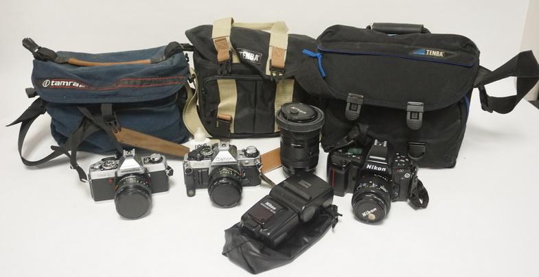 3 CAMERAS, ACCESSORIES & BAGS: 3 CAMERAS, ACCESSORIES & BAGS, NIKON, CANON & MINOLTA