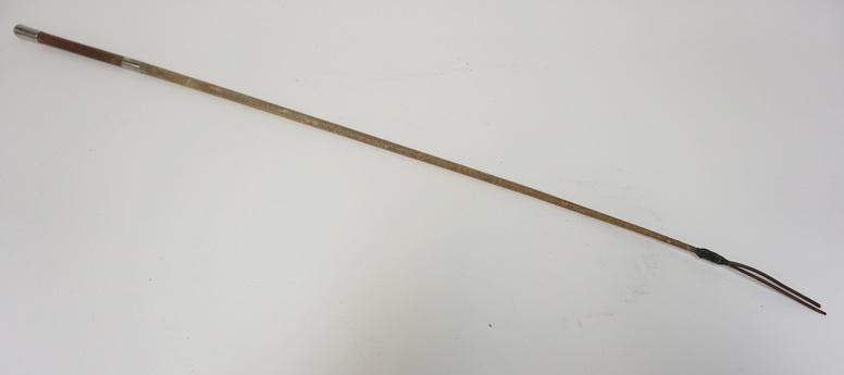 RIDING CROP W/STERLING SILVER CAP & BAND: RIDING CROP W/STERLING SILVER CAP & BAND, 40 IN LONG