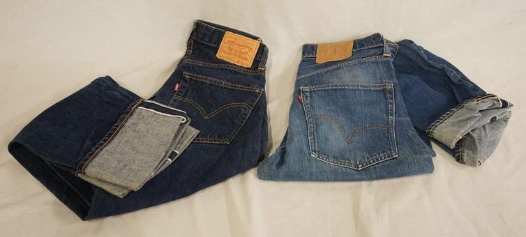 LOT OF 2 PAIR OF VINTAGE LEVI'S SELVEDGE JEANS W/ BIG E: LOT OF TWO PAIRS OF VINTAGE LEVI STRAUSS & COMPANY SELVEDGE JEANS W/ BIG E. ONE PAIR IS 505 SIZE W 33 X L 31, THE OTHER IS 551 ZXX SIZE W 29 X L 34, VARYING DEGREE OF WEAR
