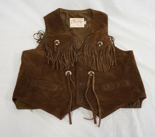 VINTAGE SUEDE VEST BY EXCELLED: VINTAGE SUEDE GENUINE LEATHER VEST BY EXCELLED SIZE L