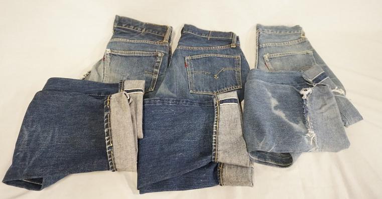 LOT OF 3 PAIRS OF VINTAGE LEVI'S SELVEDGE JEANS W/ BIG: LOT OF THREE PAIRS OF VINTAGE LEVI SELVEDGE JEANS W/ BIG E. VARYING DEGREES OF WEAR