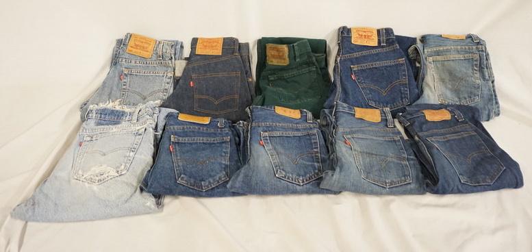 LOT OF 10 PAIRS OF VINTAGE USA MADE LEVI'S JEANS W/ RED: LOT OF TEN PAIRS OF VINTAGE USA MADE LEVI STRAUSS & COMPANY JEANS W/ RED TAB. SIZES ARE; 28 X 30, 27 X 30, 27 X 28, 29 X 30, 27 X 34, 34 X 30, 29 X 34, 27 X 27, & TWO PAIRS ARE SIZE 28 X 32. VARYING D