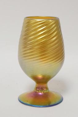 LUNDBERG STUDIOS GOLD LUSTER GOBLET: LUNDBERG GOLD LUSTER GOBLET HAS A SWIRL RIBBED PATTERN & IS SIGNED LS 2-26-91 M 14. 5 3/4 IN H