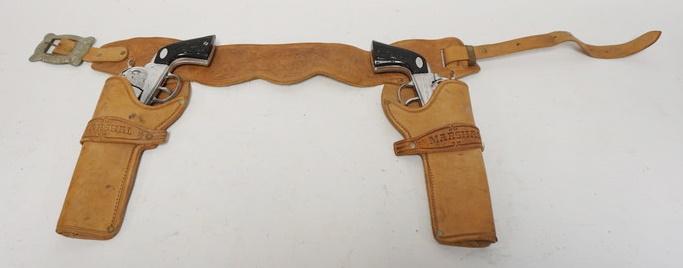ANTIQUE TOY WESTERN CAP GUNS IN HOLSTER MARKED MARSHAL: ANTIQUE TOY WESTERN CAP GUNS IN HOLSTER MARKED MARSHAL