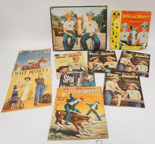 GROUP OF DISNEY SPIN AND MARTY ITEMS: GROUP OF DISNEY SPIN AND MARTY ITEMS, COMICS, PUZZLE, RECOR, ETC.