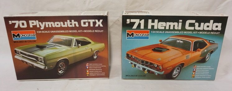 MONOGRAM MODEL CAR KITS: MONOGRAM MODEL CAR KITS, '70 PLYMOUTH GTX 2293, '71 HEMI CUDA 2292. KITS ARE POSSIBLY COMPLETE, NOT GUARANTEED