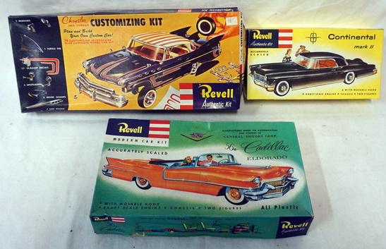 3 REVELL MODEL CAR KITS: LOT OF 3 REVELL MODEL CAR KITS. KITS ARE POSSIBLY COMPLETE, NOT GUARANTEED