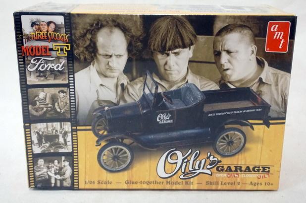 AMT MODEL CAR KIT THREE STOOGES: AMT MODEL CAR KIT, OILYS GARAGE THREE STOOGES, SEALED