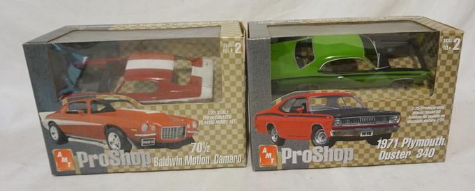 LOT OF 2 AMT PRO SHOP MODEL KITS: LOT OF 2 AMT PRO SHOP MODEL CAR KITS. POSSIBLY COMPLETE NOT GUARANTEED